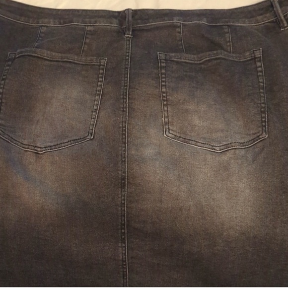 Lane Bryant Gray Denim Skirt - Picture 7 of 9